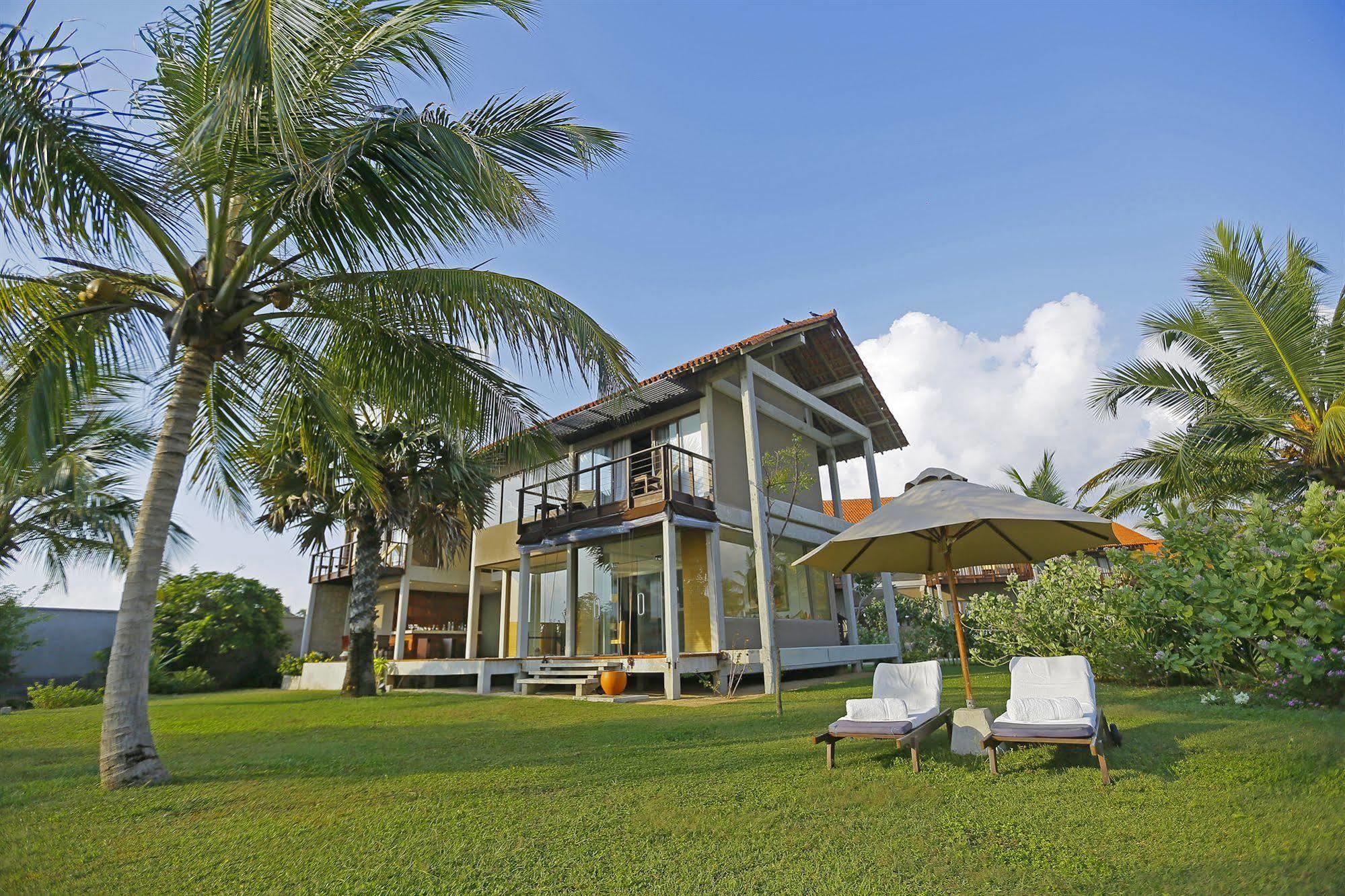 Uga Bay Hotell Passikudah Exteriör bild